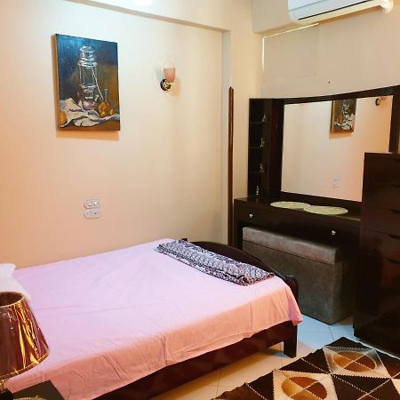 Farida Apartments Luxor Buitenkant foto