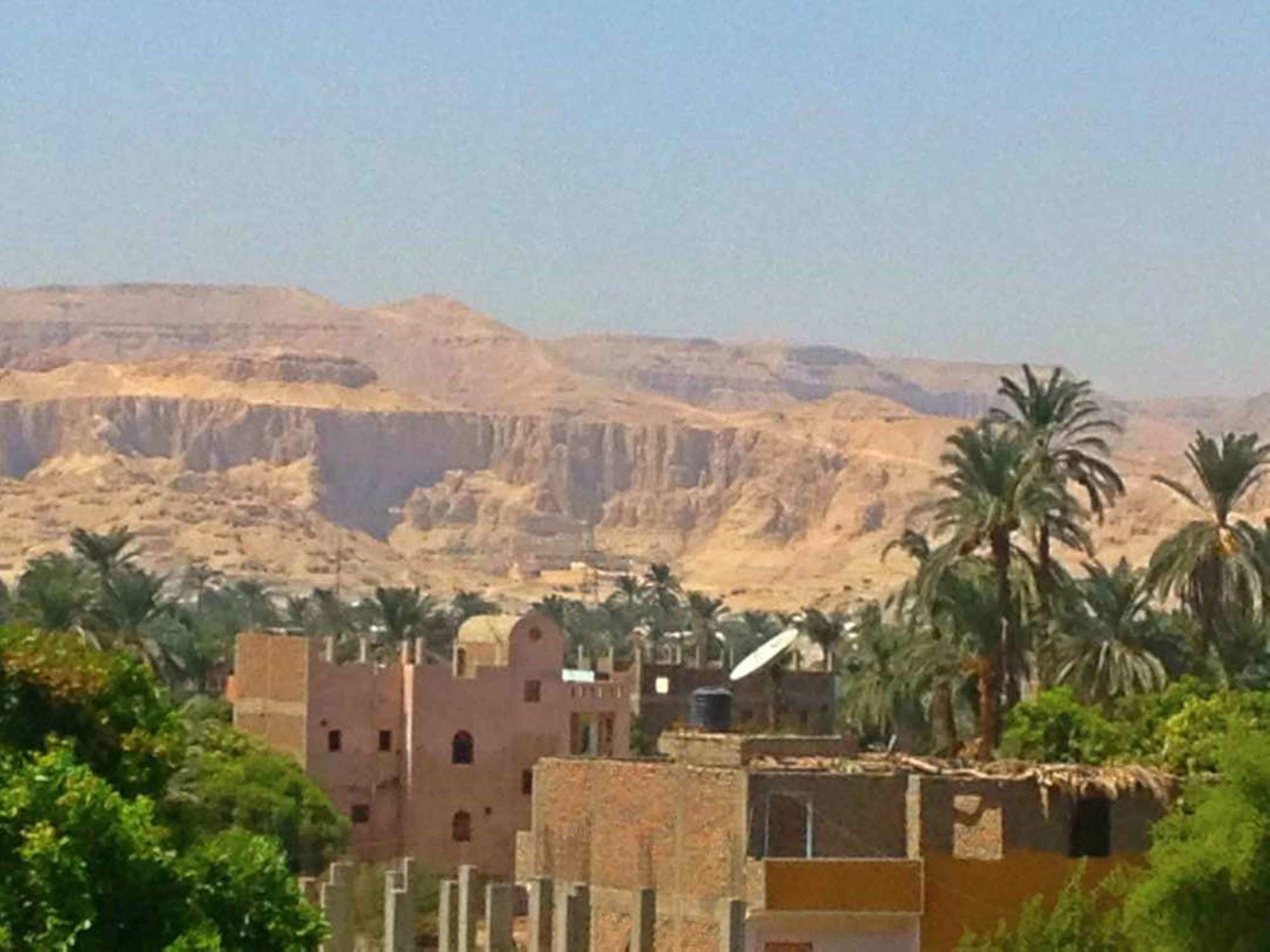 Farida Apartments Luxor Buitenkant foto